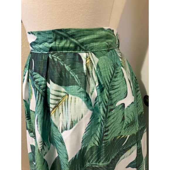 Tropical Leaf Skirt - A-line Plant Skirt - Size Large - Picture 3 of 9